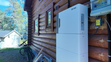 How Deeply Can a Solar Battery Be Discharged